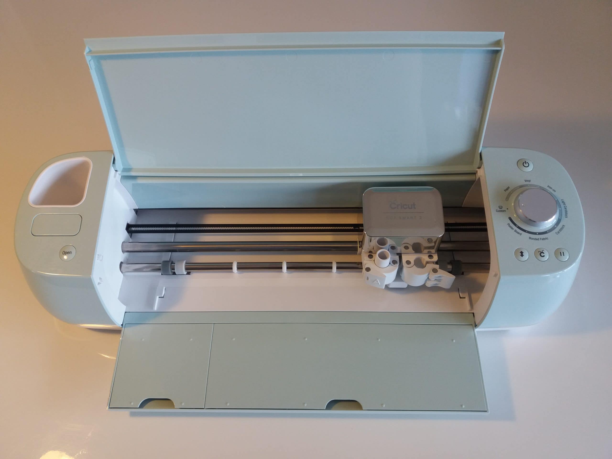 Cricut Explore Air 2 Cutting Machine