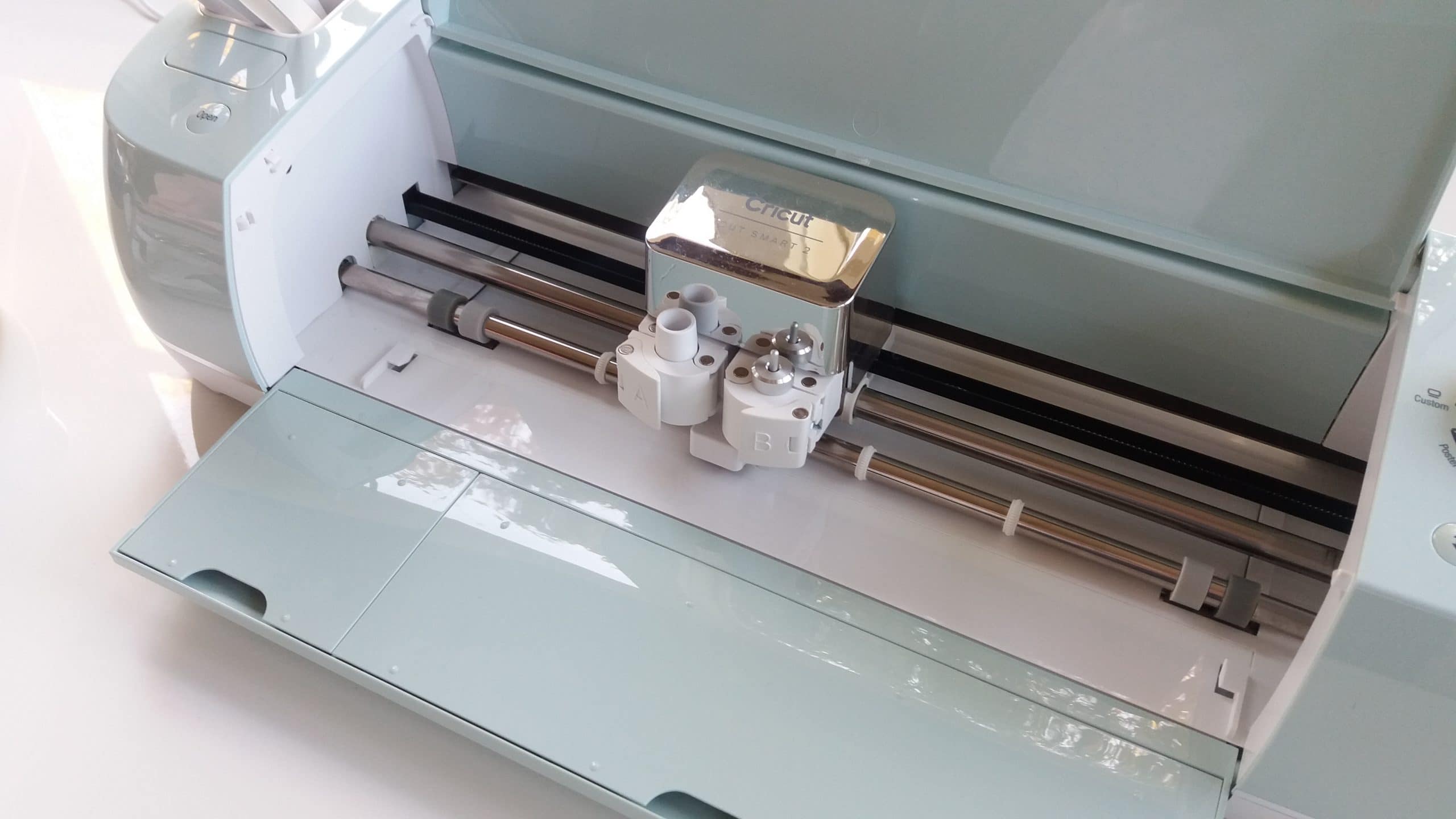 cricut explore air 2 cutting machine