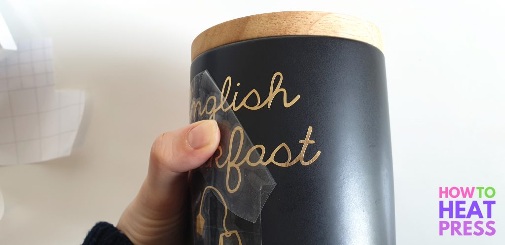 how to make vinyl labels with cricut