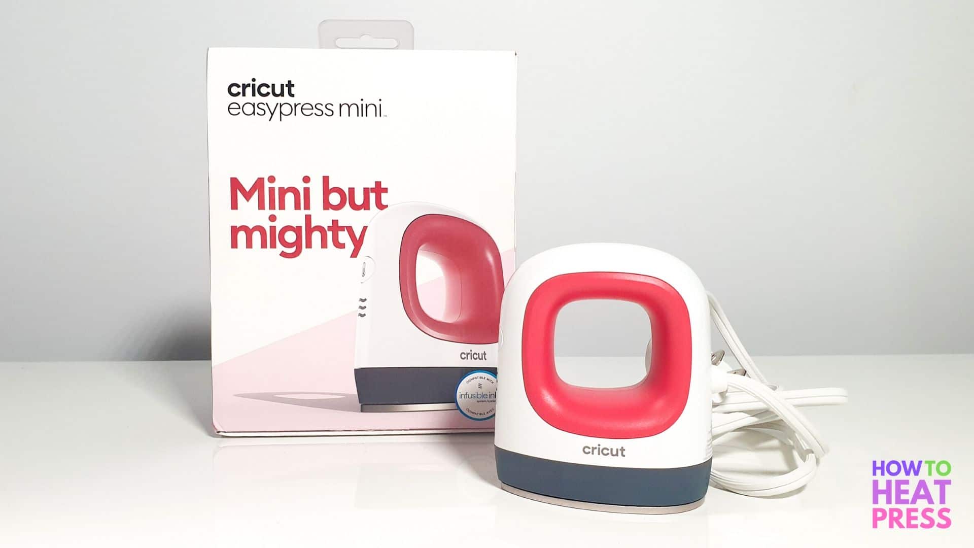 Cricut EasyPress Mini - wide 9