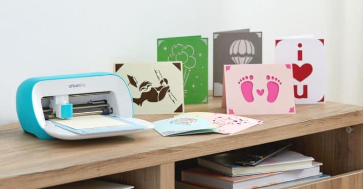 how to make cards with the Cricut joy