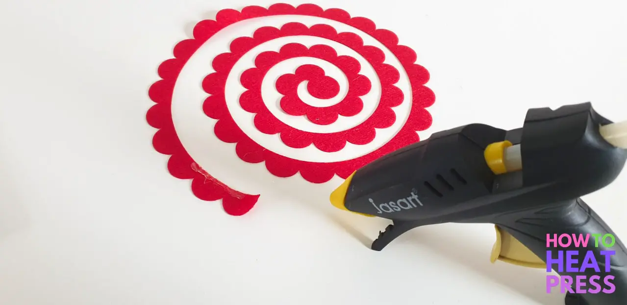 Cricut Rotary Blade Guide With Felt Flowers Project!