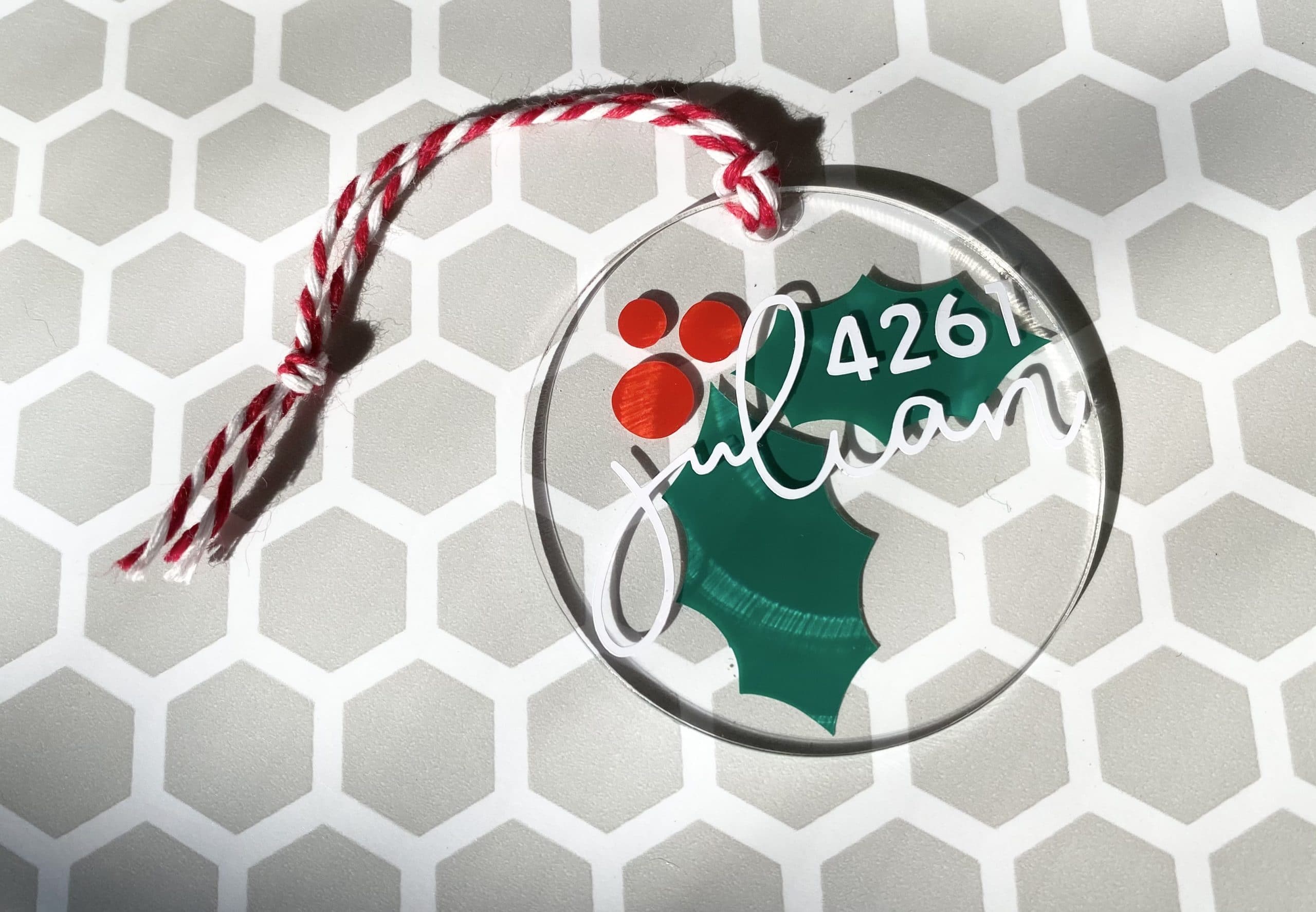 23 Cricut Christmas Ideas for 2022 Iron On & Adhesive Vinyl Projects