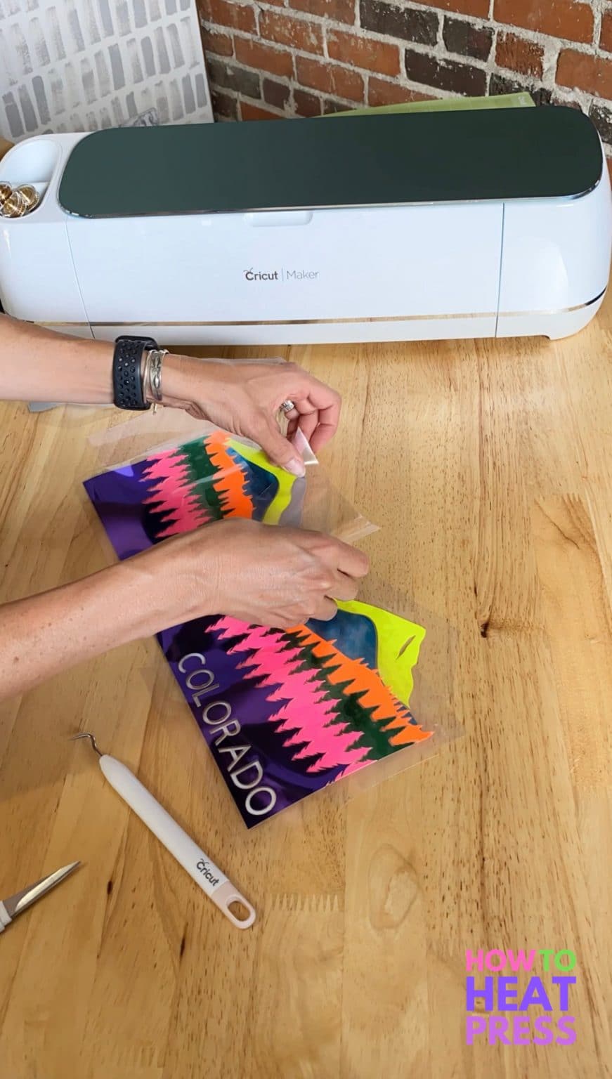 Layering HTV How to Layer Glitter, Neon, & Metallic Heat Transfer Vinyl!