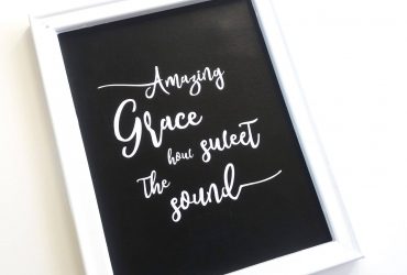 Cricut Iron On Reverse Canvas Tutorial | Free Amazing Grace SVG